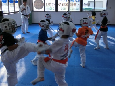 http://www.yoshimura-karate.com/blog/images/CIMG0005.jpg